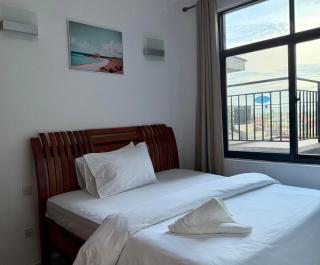 Lovely 3-Bedroom Apartment at Victoria Place - 8