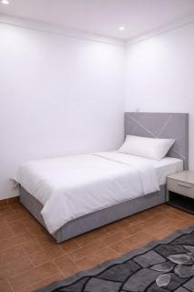 Awesome 3BR apartment near CairoAirport Obour City - 5