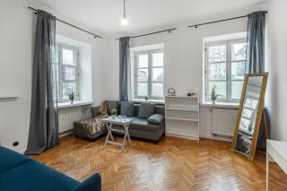 Elegant Old Town Apartment - Mostowa Street - 4