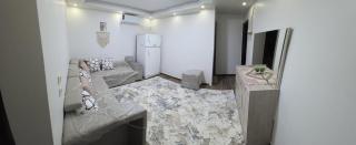 Cozy Modern Apartment in Prime Location - 8