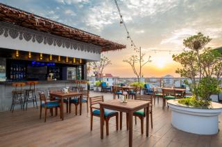 Two Seasons Siem Reap Hotel - 6