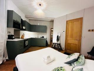 L emeraude - Trouville - 2