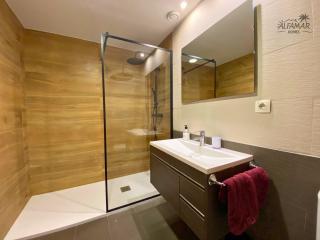Cozy apartment with parking & swimming pool - 3