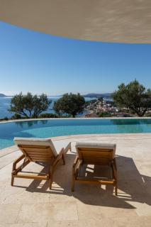 Villa On the Rocks - 7