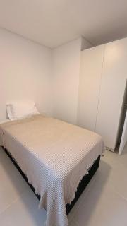 Exclusiva Vista Directa a la Playa San José Depto de 2 Habitaciones en Vivo Costanera - 1