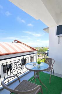 Haus of Twin- Cozy 2BR Condo, 4Beds near Airport - 8