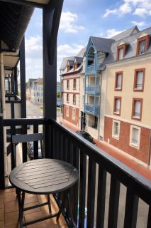 Deauville Centre, Grand studio avec Balcon, à 2 pas du marché - 6