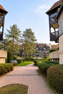 Deauville Centre, Grand studio avec Balcon, à 2 pas du marché - 1