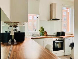 STYLISH CHISWICK 1Bed Apartment Near Tube & Shops - 8