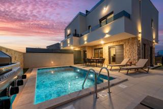 Twin Villas Royal Sabunike - 3