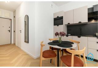 Granaria Apartment - Heart of Motlawa Promenade at Old Town Gdansk - 7