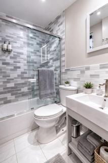 Entire apartment for family and group - 1