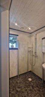 Family & Worker Accommodations in Umeå - 4