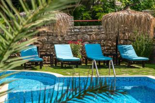 Villa Komitata-Pool and Jacuzzi - Balchik - 4