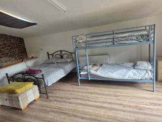 Bellhouse hassendeanburn- Sleeps 10 hot tub - 3