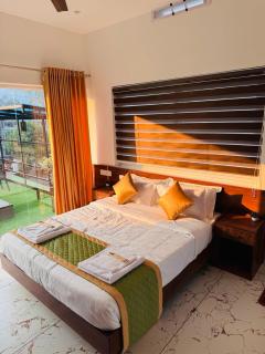 7 Pines Holidays for Couples and Family - 7