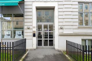 Modern Central Oslo Apartment with High Ceilings - 5