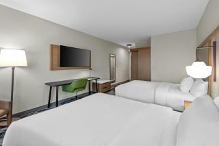 Fairfield by Marriott Inn & Suites Emporia - 2