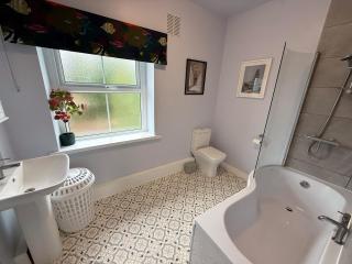 Spacious Peak District house in Baslow, 8 Guests - 9