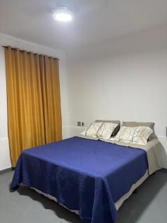 Casinha com garagem super ventilada aconchegante confortável - 0