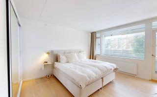 Moderne lejlighed med balkon - 7