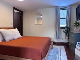 Little Lake Lodge - 1