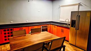 House with a private pool - 8