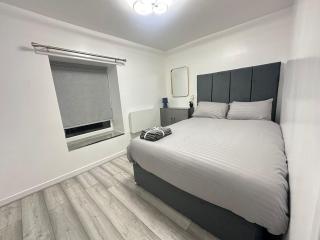 2 Bedroom Apartment - Near CoOp Live & Etihad Stadium - 5