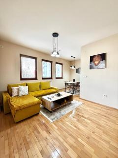 Skopje Center Apartment - 5