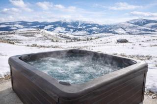 Perfect Family Mountain Getaway with Sauna & Hot Tub - 6