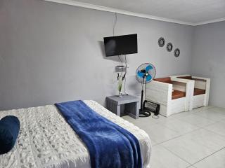 Zufike Family Home - 7