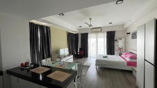 Aisyah Studio D perdana - 8