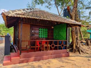 Patanga beach stay - 0