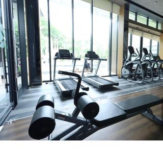 Coco City Jacuzzi 1-Airport City Access - 6