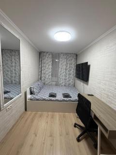 City Center 2-Bedroom Apartment - 5