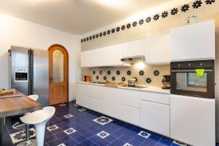 Villa Mari - Sea View Heated Pool - Baia del Riccio - 9