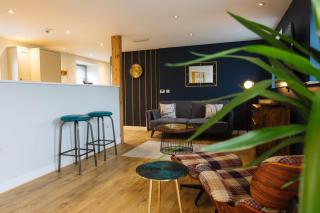 Snowdon Studio Apartment - 7