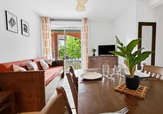 Appartement avec terrasse, piscine & ping-pong - 2