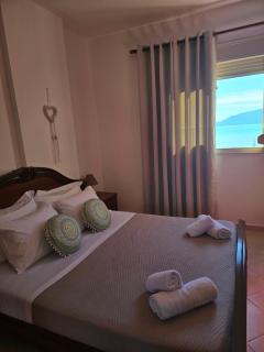 Christina's Apartment - 4