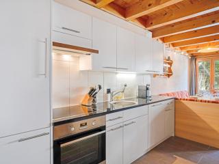 Chalet-Apartment mit Balkon & Gratis Parkplatz - 4