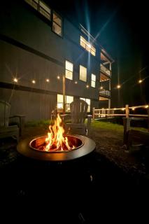 Modern Large Luxury Retreat near Pigeon Forge! - 6