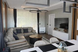 Forest Panorama Luxury Apartment - 1