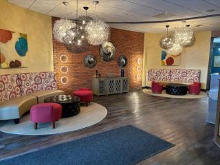 Hotel Indigo Cleveland Beachwood by IHG - 9