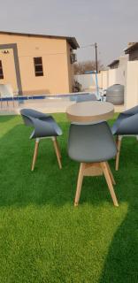 Glitz & Glam Guesthouse - 1