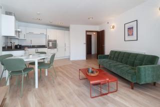 1BR Flat 2-mins to RAD 5 mins to Battersea Park - 0