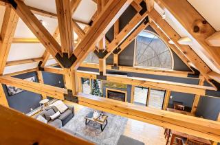 Spacious Retreat, Hot Tub, Arcade, Outdoor Pool! - 1