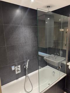 Flat 414 Pinnacle appartments - 7