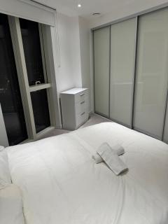 Flat 414 Pinnacle appartments - 3