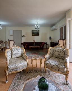 Cozy Apartment near the airport - 1