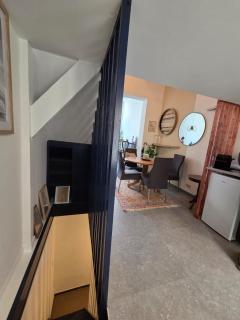 Industrial-Style Loft with Mezzanine Bedroom in Prime Area - 2